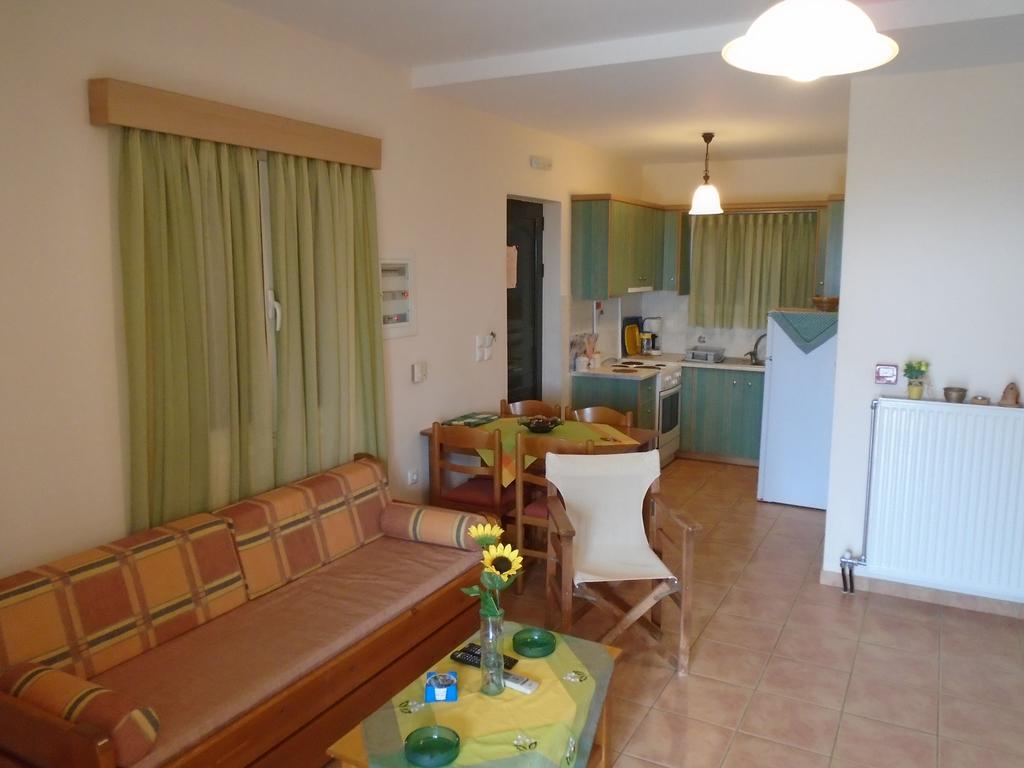 Tompras Village Paralia Demonias Zimmer foto